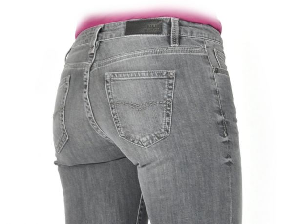 Nina-Jeans