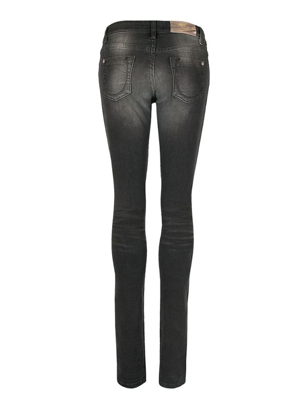Tyra-Jeans