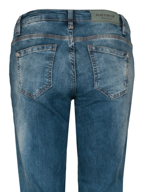 Nina-Jeans